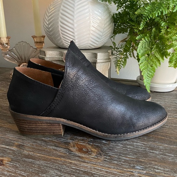 Lucky Brand Fayth Leather Ankle Boots Black Booties Slip On Boho Shoes Women’s 9 - Picture 1 of 16